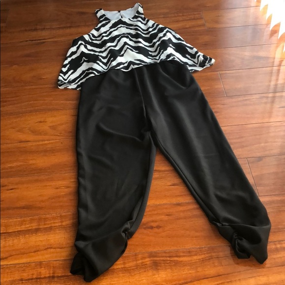 love..ady jumpsuit/ size: small/ NWT - Picture 4 of 7